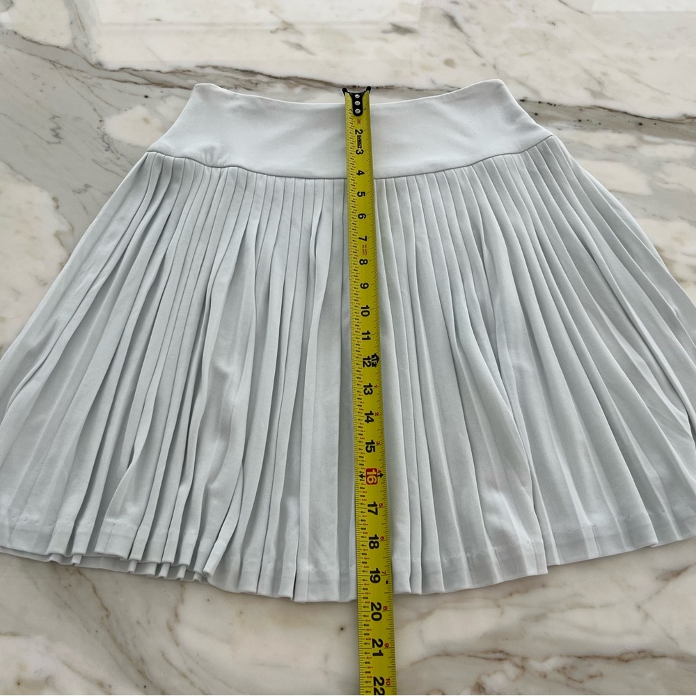 BILL BLASS LIGHT BLUE SKIRT SET TOP SIZE 2 SKIRT SIZE 4 - Picture 15 of 17